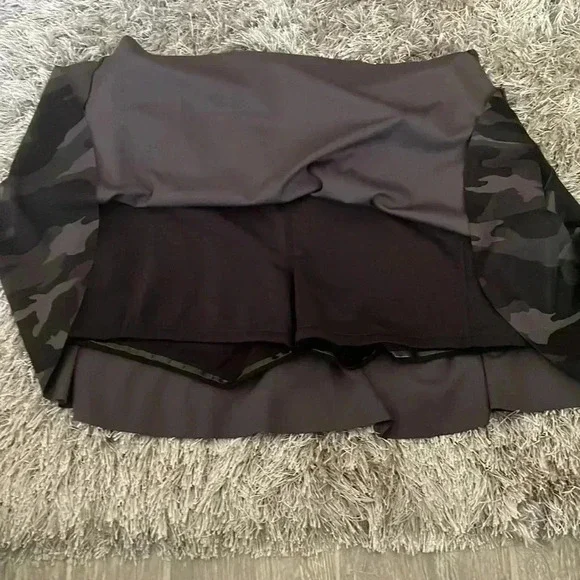 Athleta match point printed skort - Picture 7 of 14